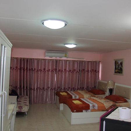 Sk Muang Thong Thani Bangkok Room photo
