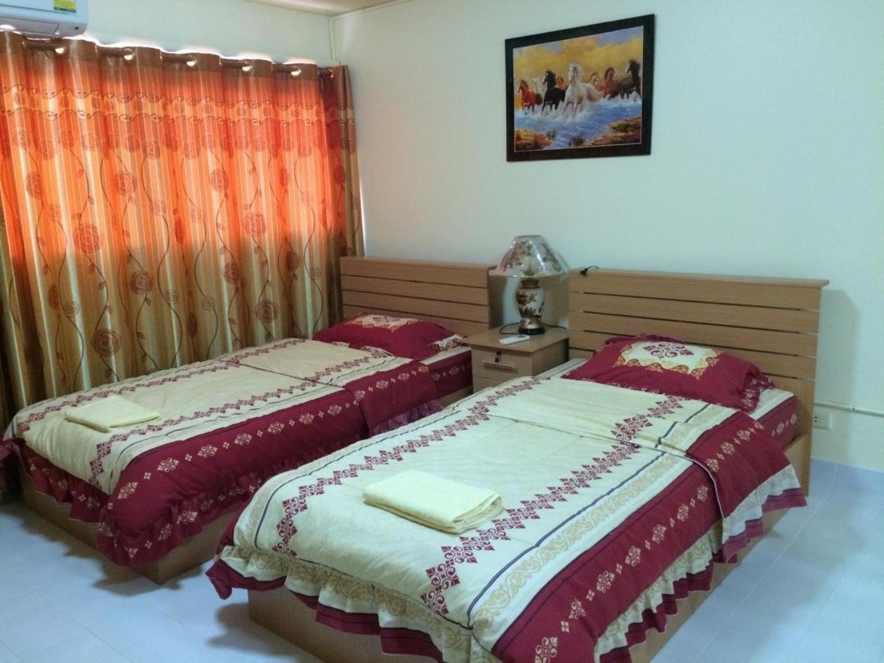 Sk Muang Thong Thani Bangkok Room photo